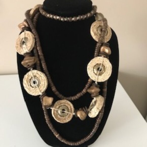 BRAND NEW - Tags On - Wicker and Bead Necklace - Picture 1 of 1